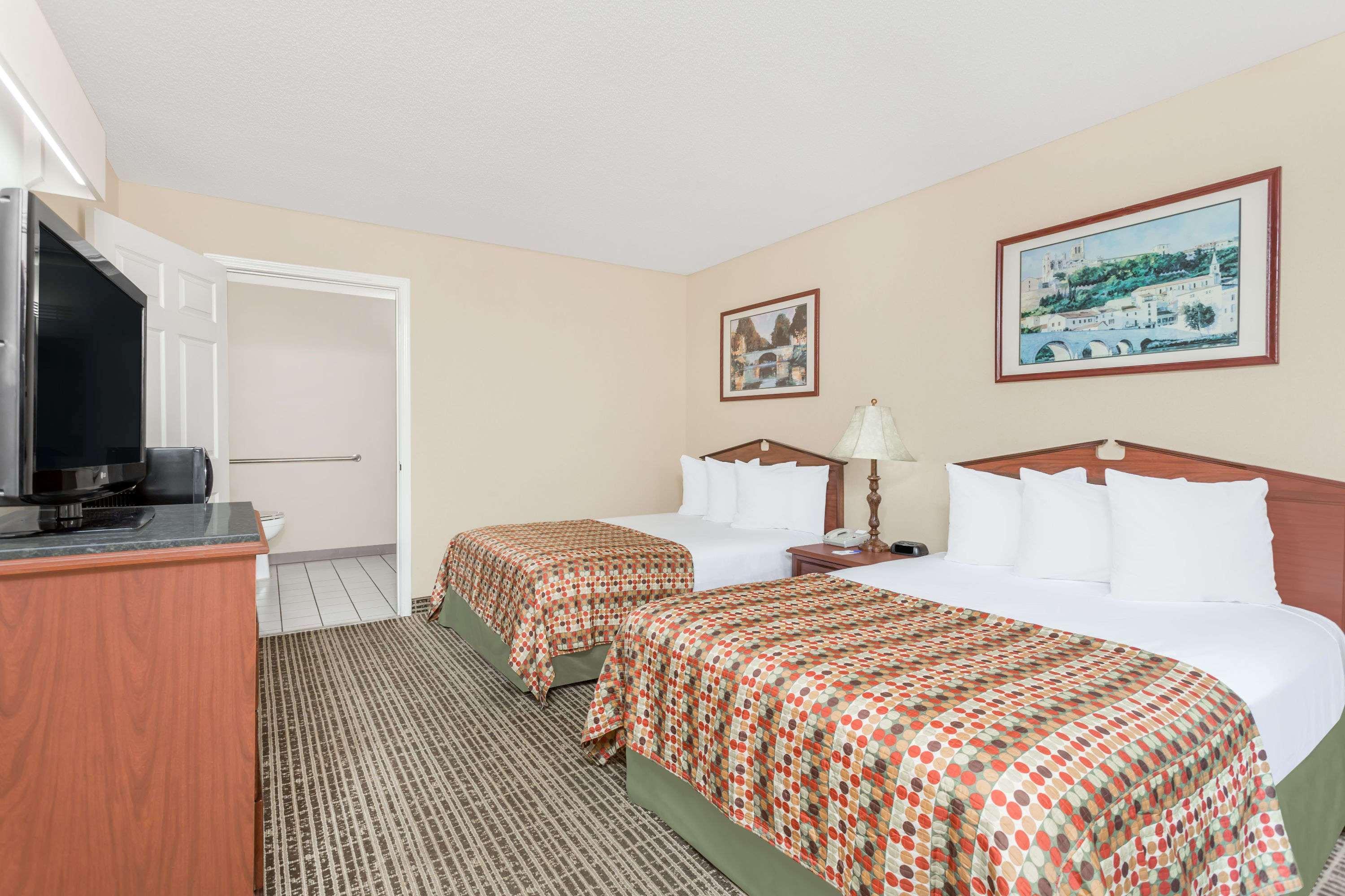 Hotel Baymont By Wyndham Anderson Clemson Esterno foto